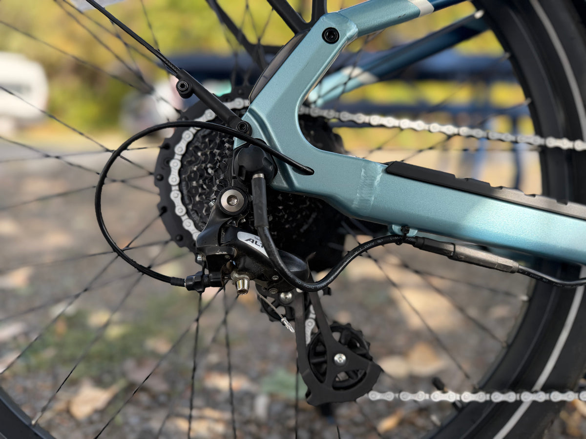 Pre-Owned Aventon Pace 4