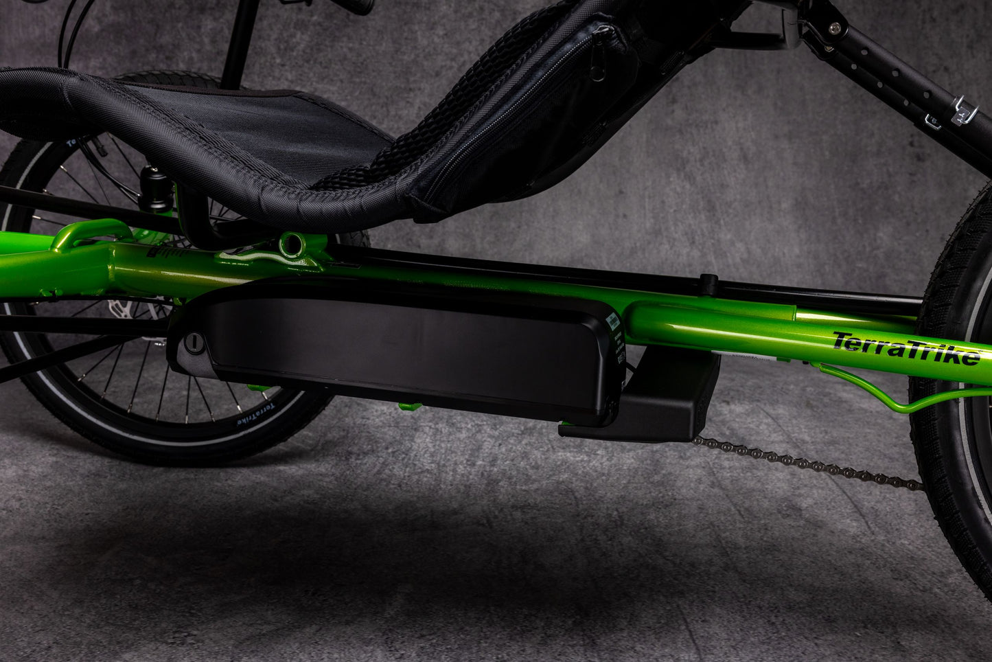 Charge (Mantis Green) - Image 6