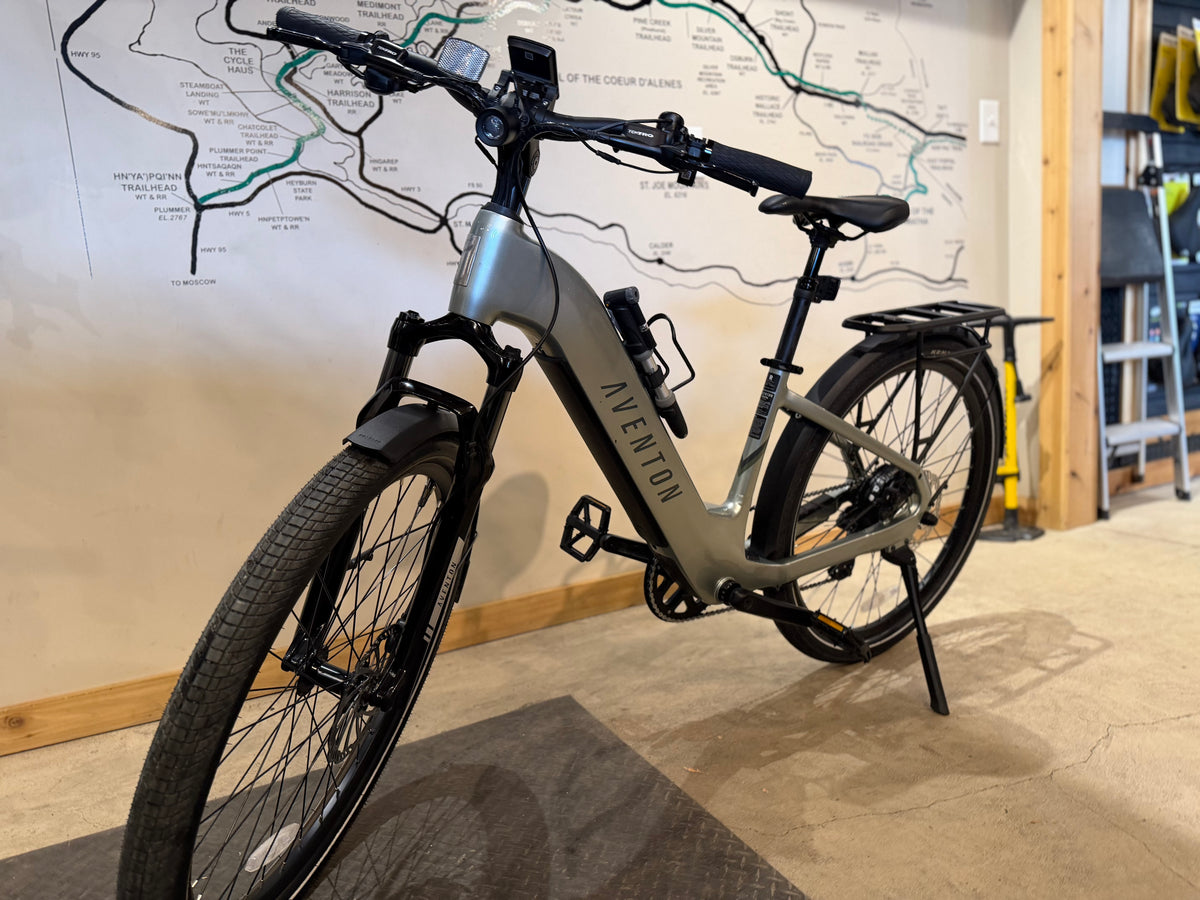 Pre-Owned Regular Aventon Level 3 Step Through