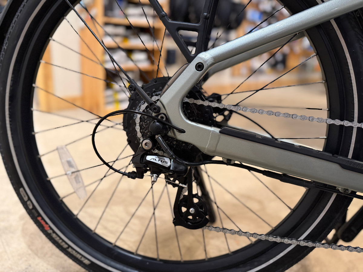 Pre-Owned Regular Aventon Level 3 Step Through