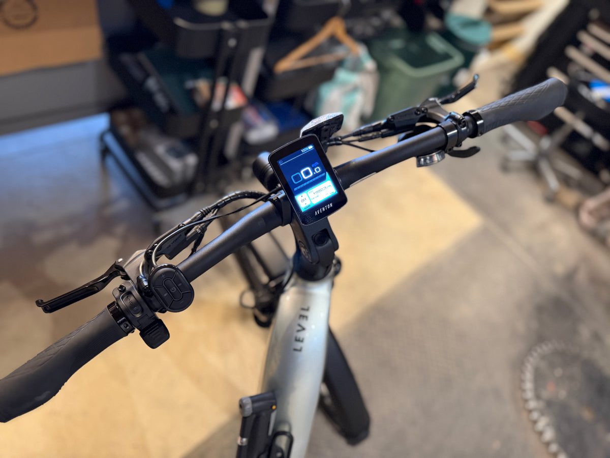 Pre-Owned Regular Aventon Level 3 Step Through